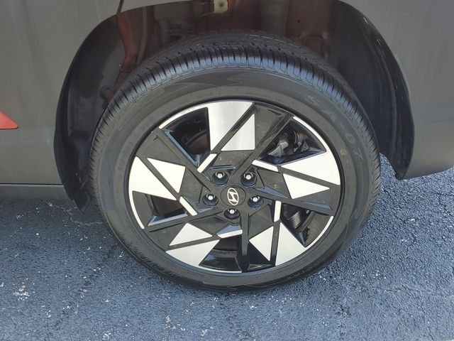 Used 2024 Red Hyundai SEL image 27