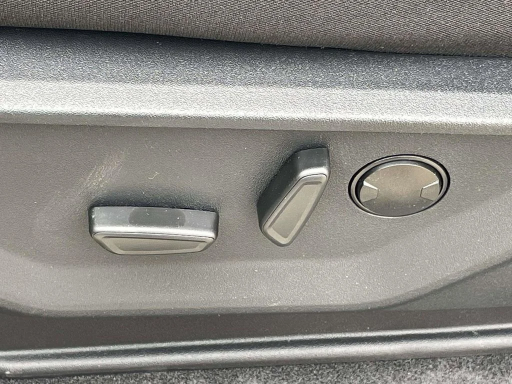 New 2026 White Ford XLT image 14