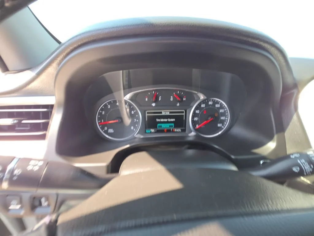 Used 2017 QUICKSILVER METALLIC GMC SLT image 14