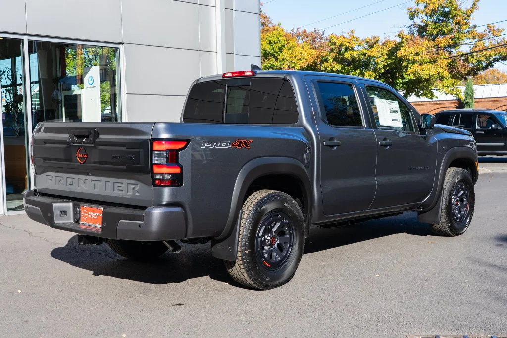New 2027 Gun Metallic Nissan Crew Cab PRO-4X® image 6
