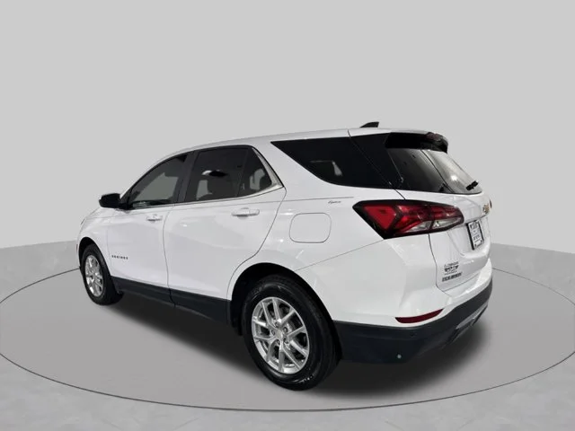 Used 2022 White Chevrolet LT image 6