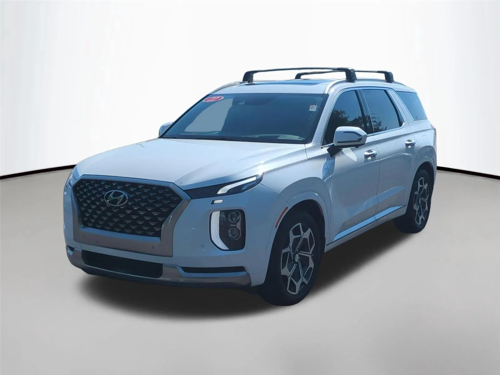 Used 2022 Hyper White Hyundai Calligraphy image 1