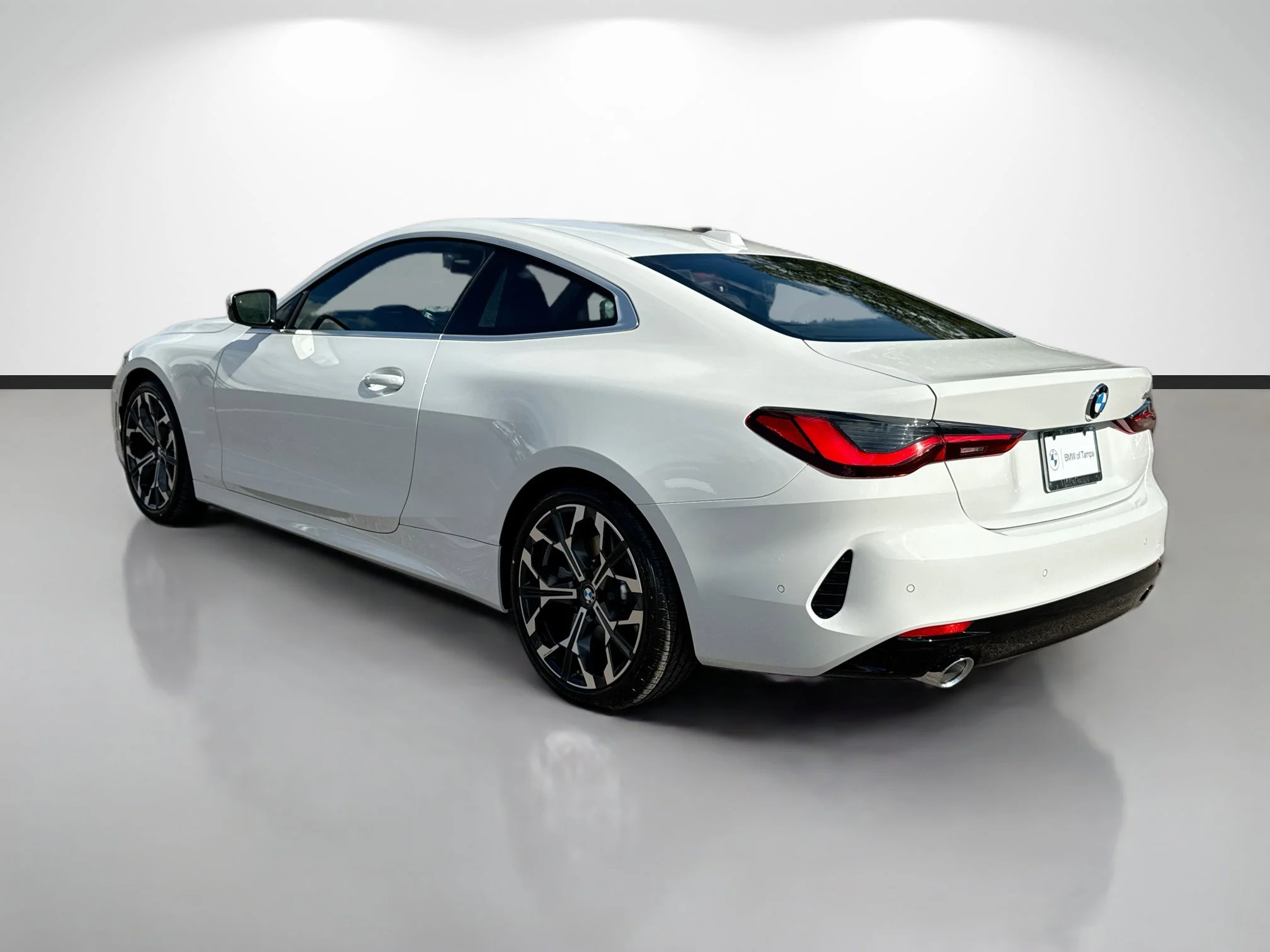 New 2026 Alpine White BMW 430i image 5
