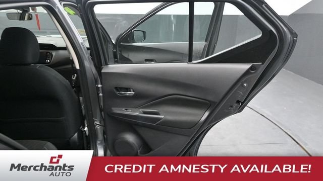 Used 2024 Gray Nissan SV image 12