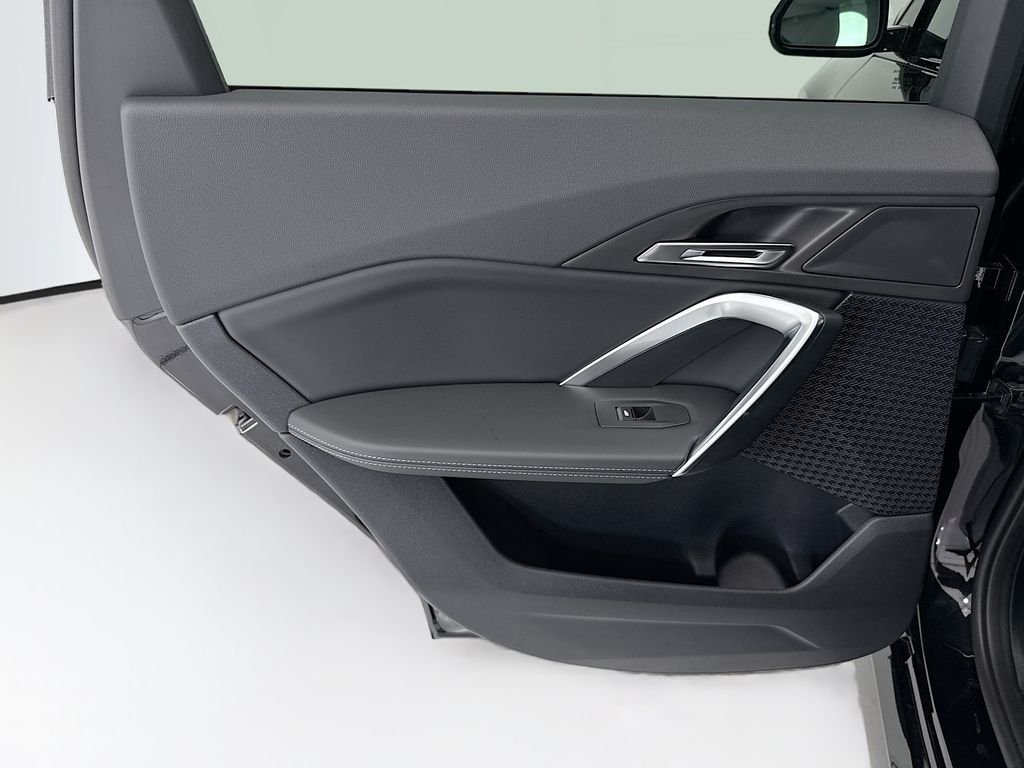 New 2026 Black Sapphire Metallic BMW xDrive28i image 25
