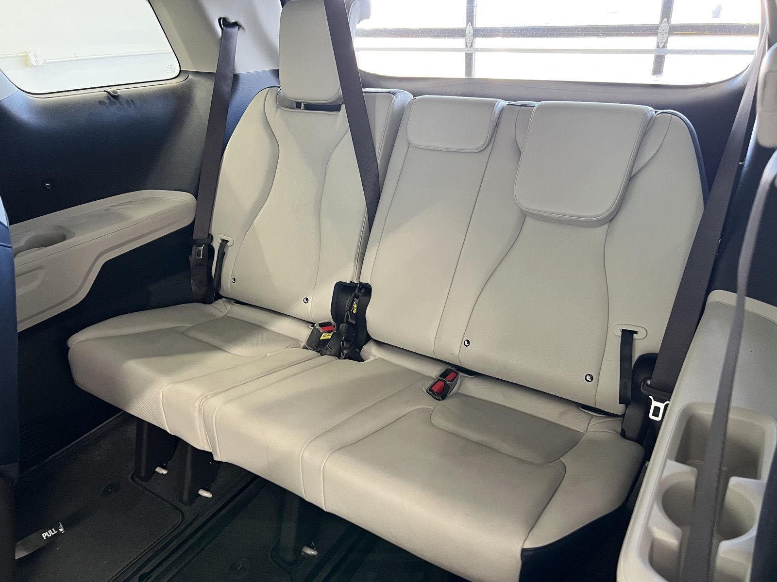 Used 2026 Ceramic Silver Kia EX image 24