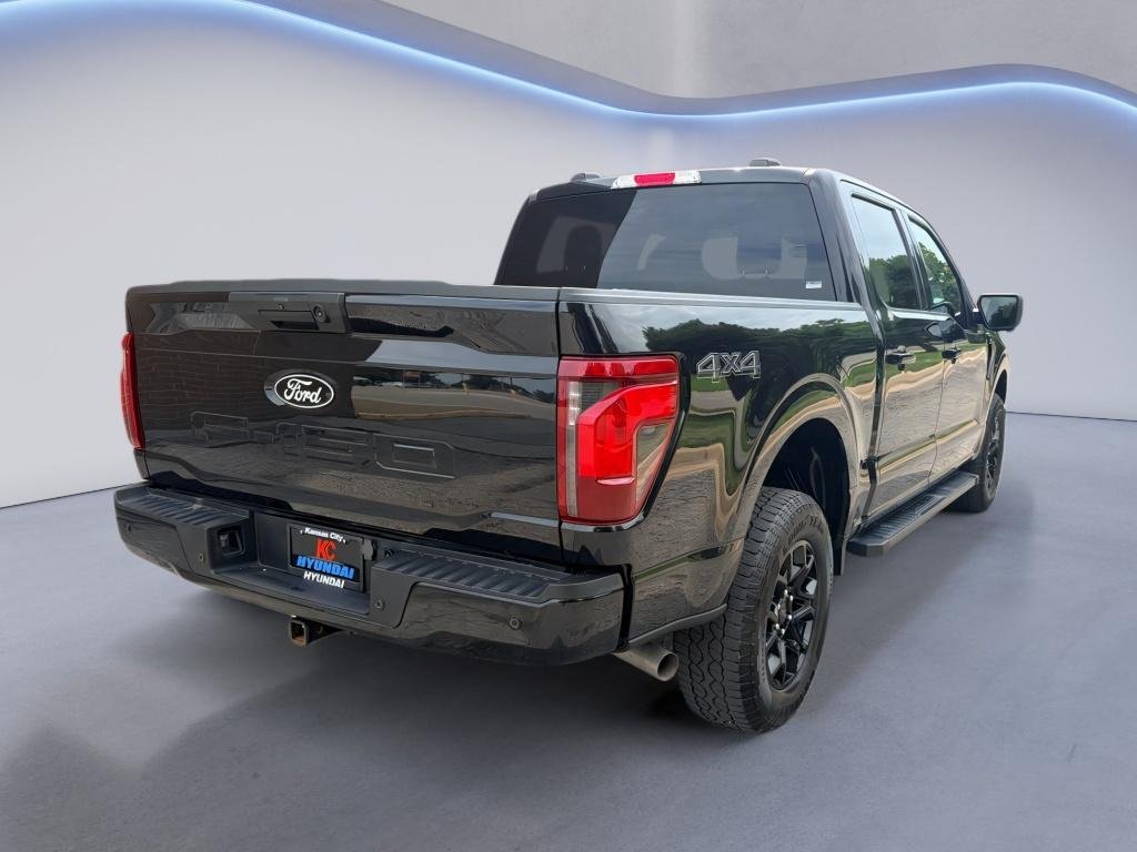 Used 2024 Agate Black Metallic Ford XLT image 5