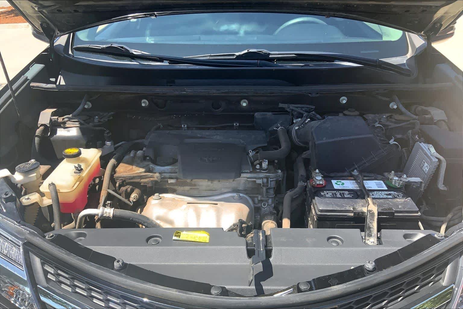 Used 2013 Black Toyota XLE image 29