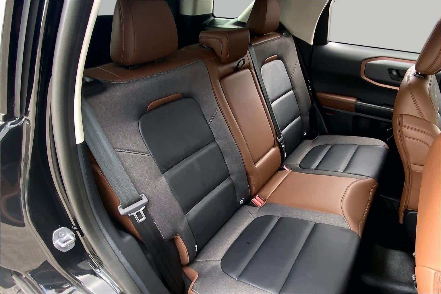 Used 2022 Shadow Black Ford Outer Banks image 19