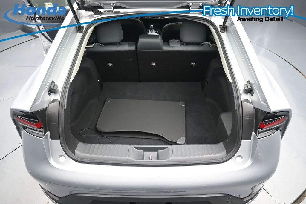Used 2025 Cutting Edge Toyota LE image 14