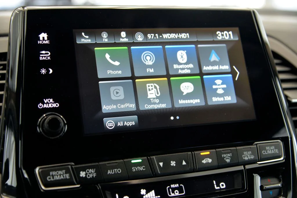 Used 2023 White Honda EX-L image 19