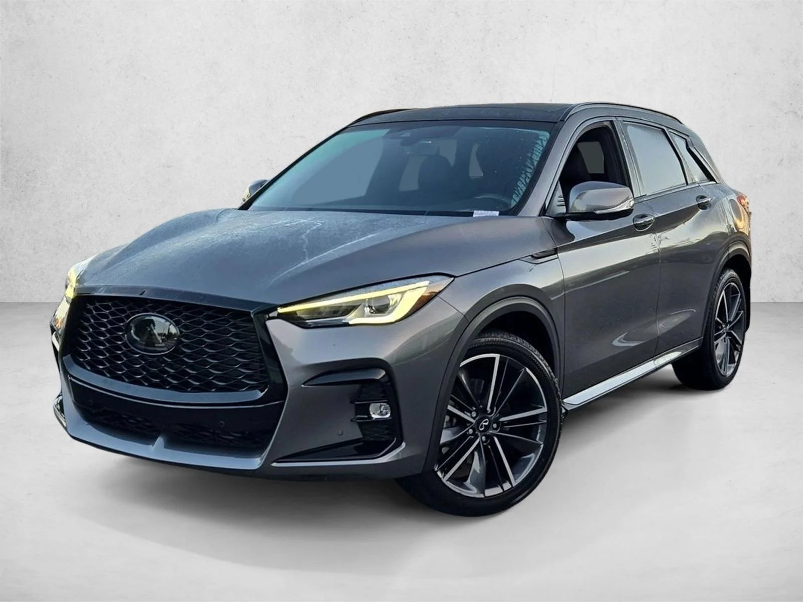 Used 2024 Graphite Shadow INFINITI SPORT image 2