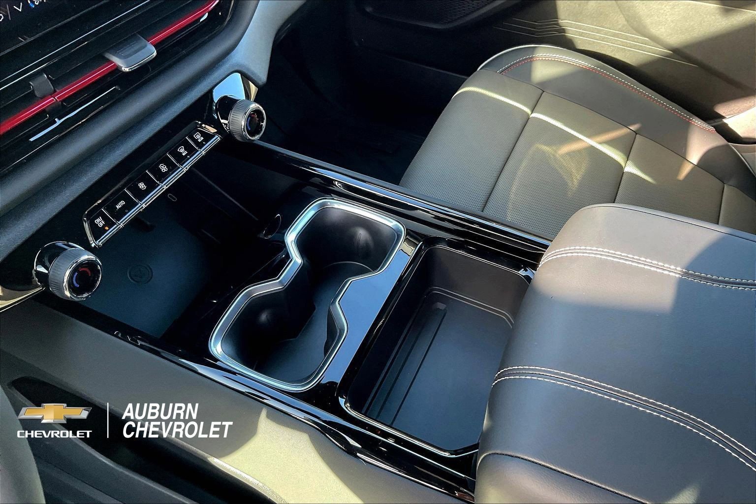 2026 Chevrolet Silverado EV Trail Boss - Photo 8