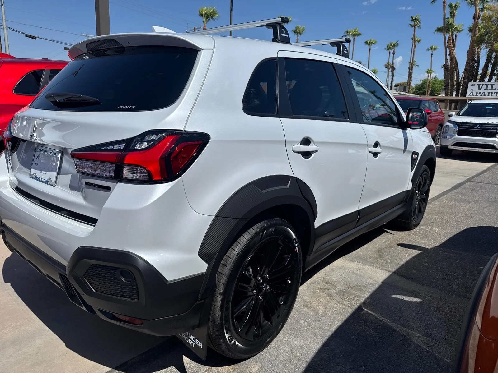 Used 2025 White Diamond Mitsubishi Trail Edition image 6
