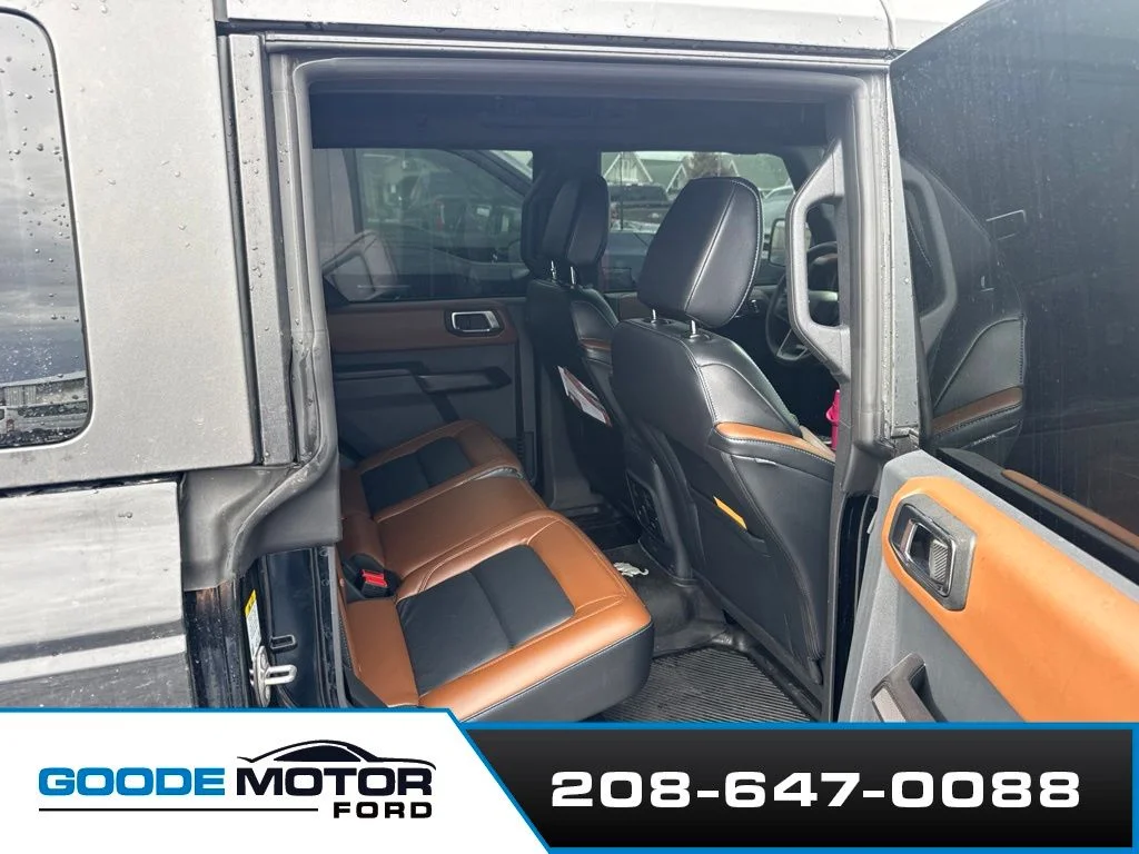 Used 2024 Black Ford Outer Banks image 11