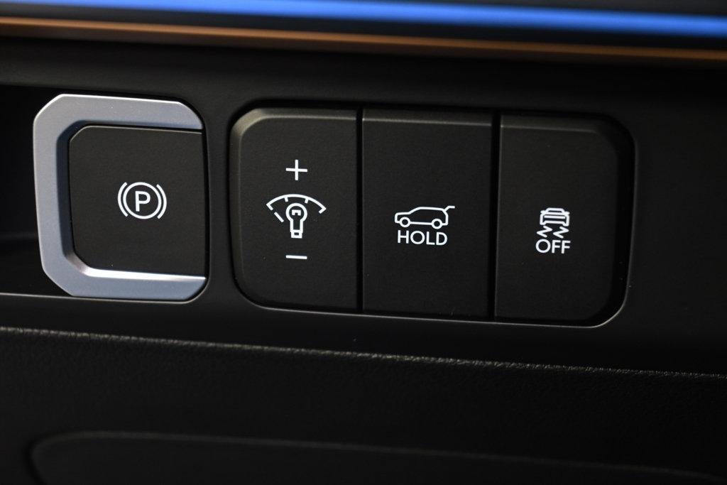 New 2026 Phantom Black Hyundai Limited AWD image 25