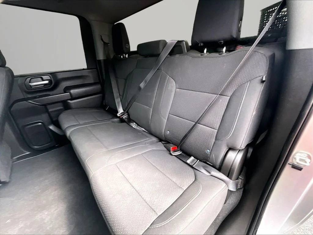 Used 2021 Silver Chevrolet Custom image 24