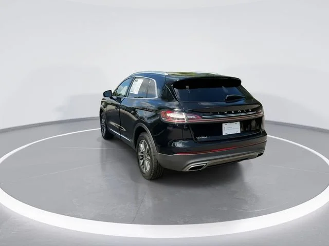 Used 2023 Black Lincoln Reserve image 6