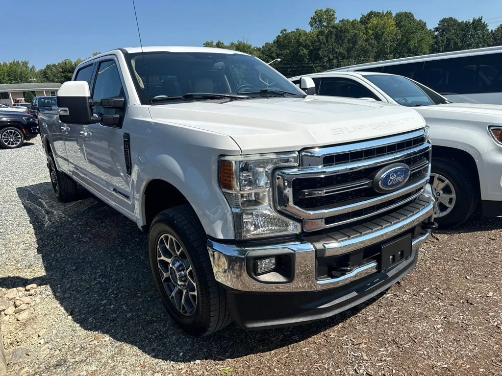 Used 2020 White Ford Lariat image 2