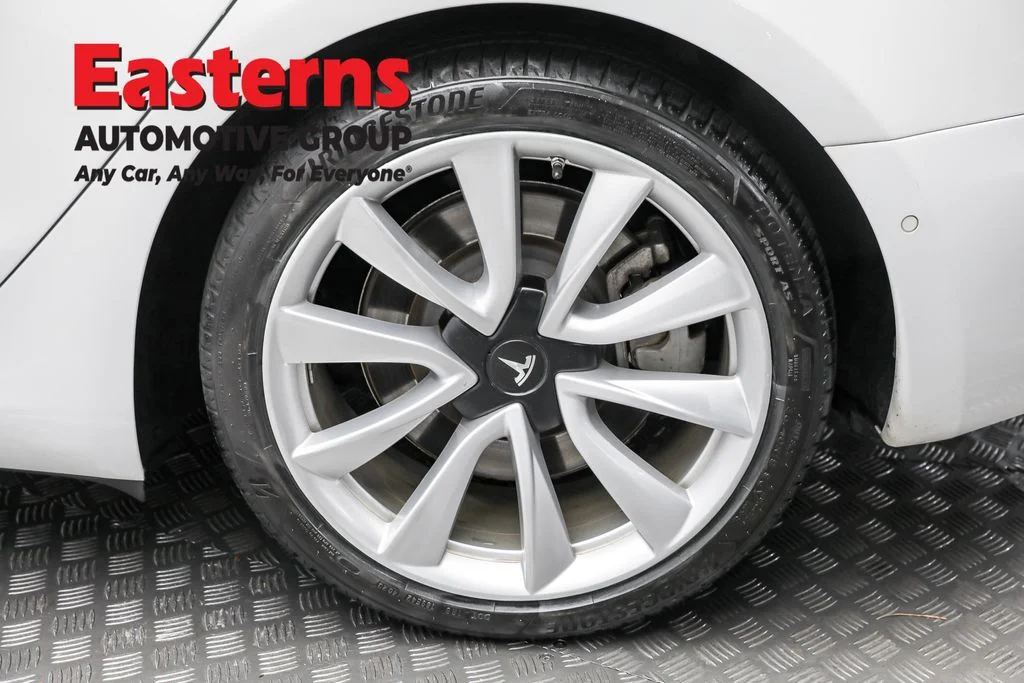 Used 2018 White Tesla Long Range image 8