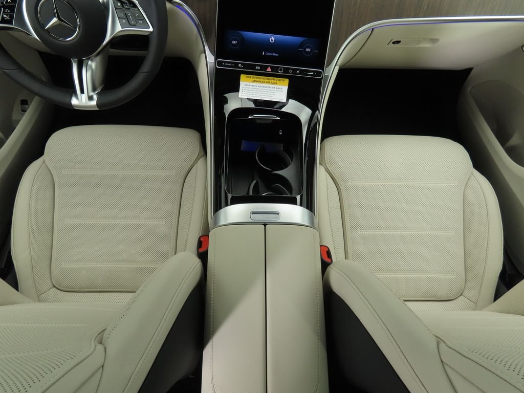 Used 2026 Starling Blue Metallic Mercedes-Benz GLC 300 image 18