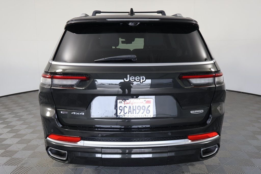 Used 2022 Rocky Mountain Pearlcoat Jeep Summit image 5