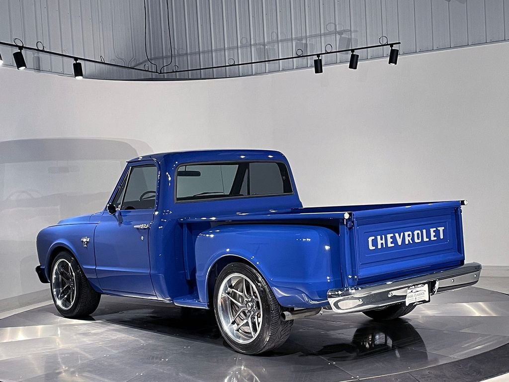 Used 1968  Chevrolet  image 12