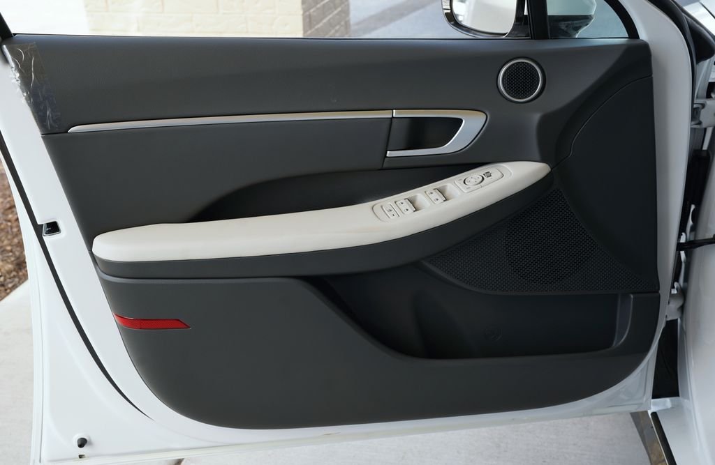New 2026 Serenity White Hyundai SEL Sport image 29