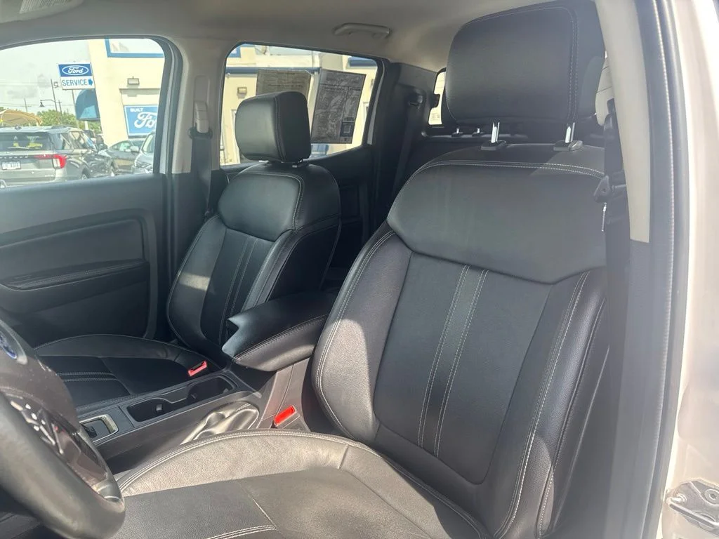 Certified Used 2023 Oxford White Ford Lariat image 12