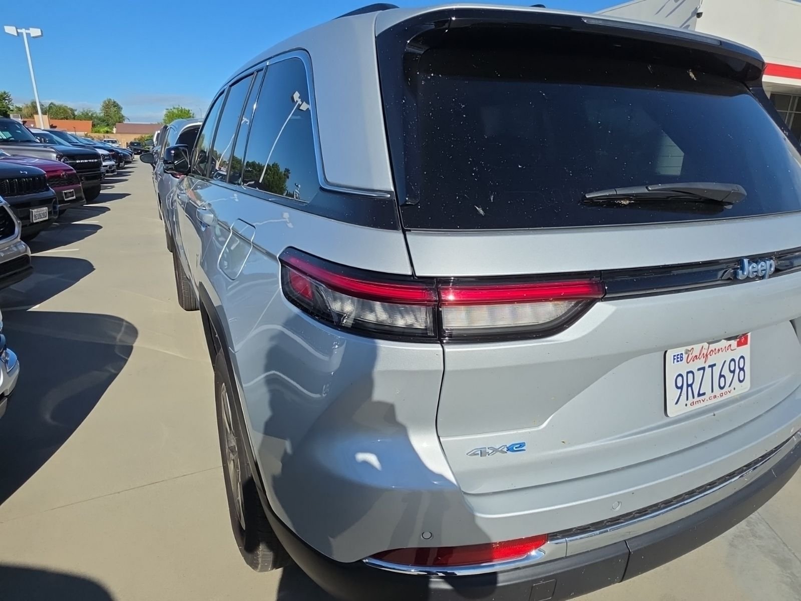 2024 Jeep Grand Cherokee 4xe photo 2