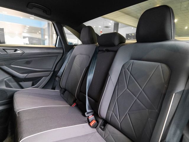 2025 Volkswagen Jetta Sport - Photo 25