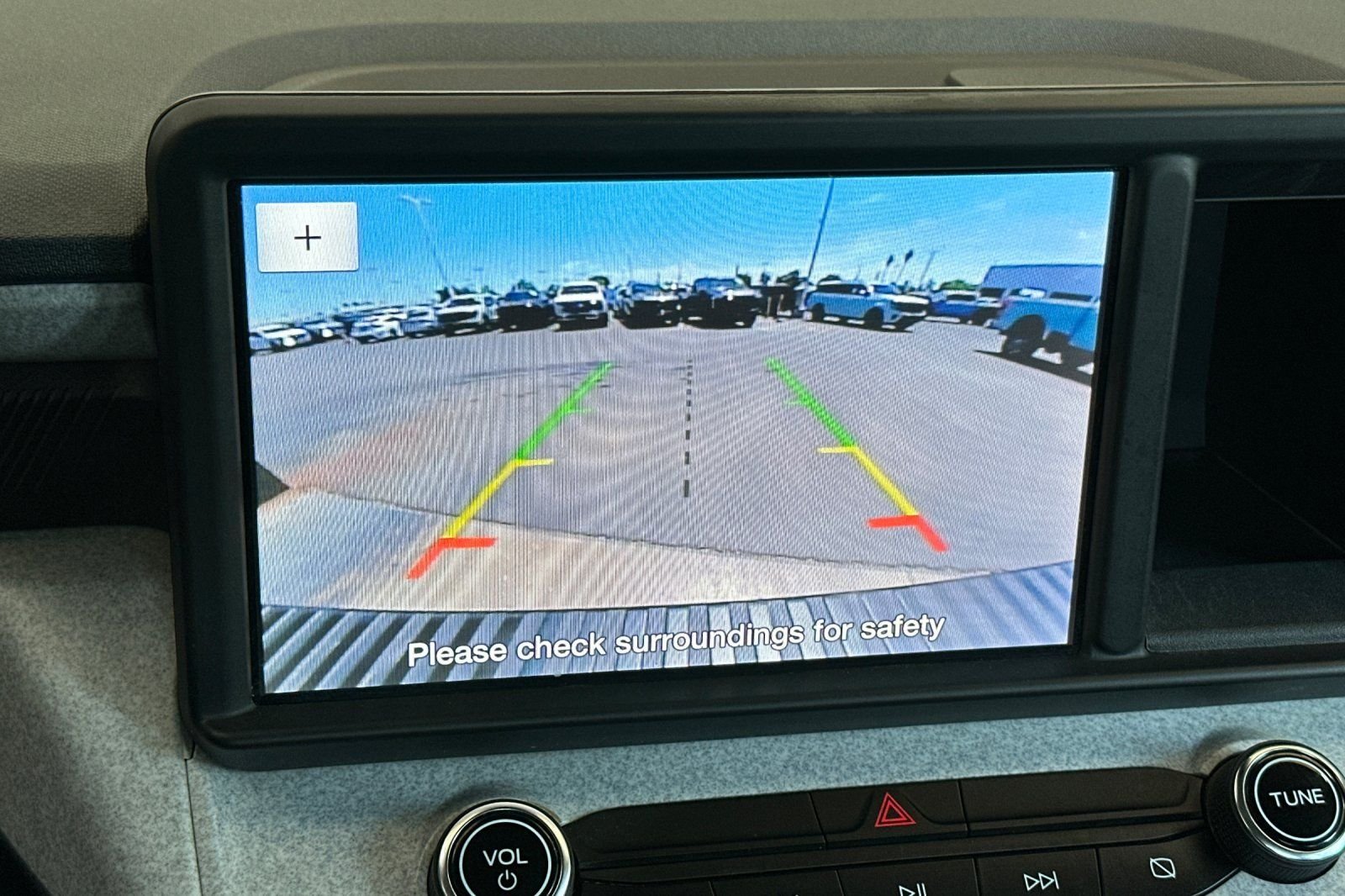 Used 2023 Green Ford XLT image 19