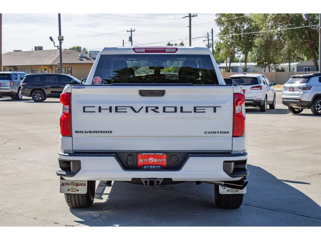 New 2026 Summit White Chevrolet Custom image 7