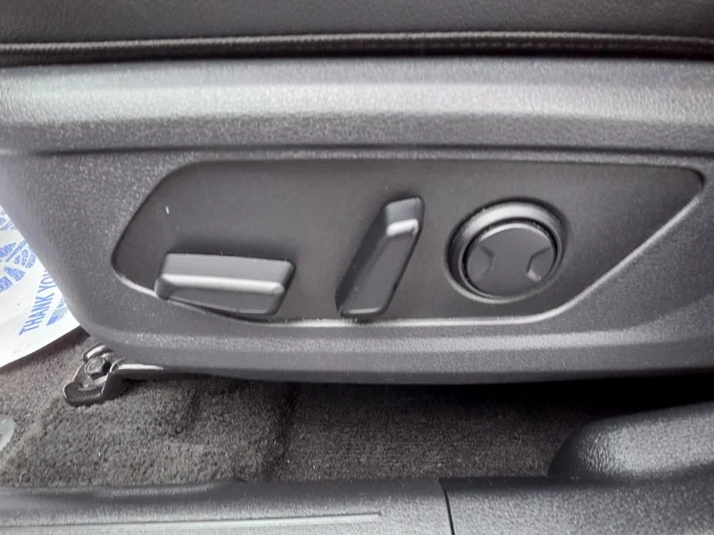 Used 2026 White Kia X-Line image 26