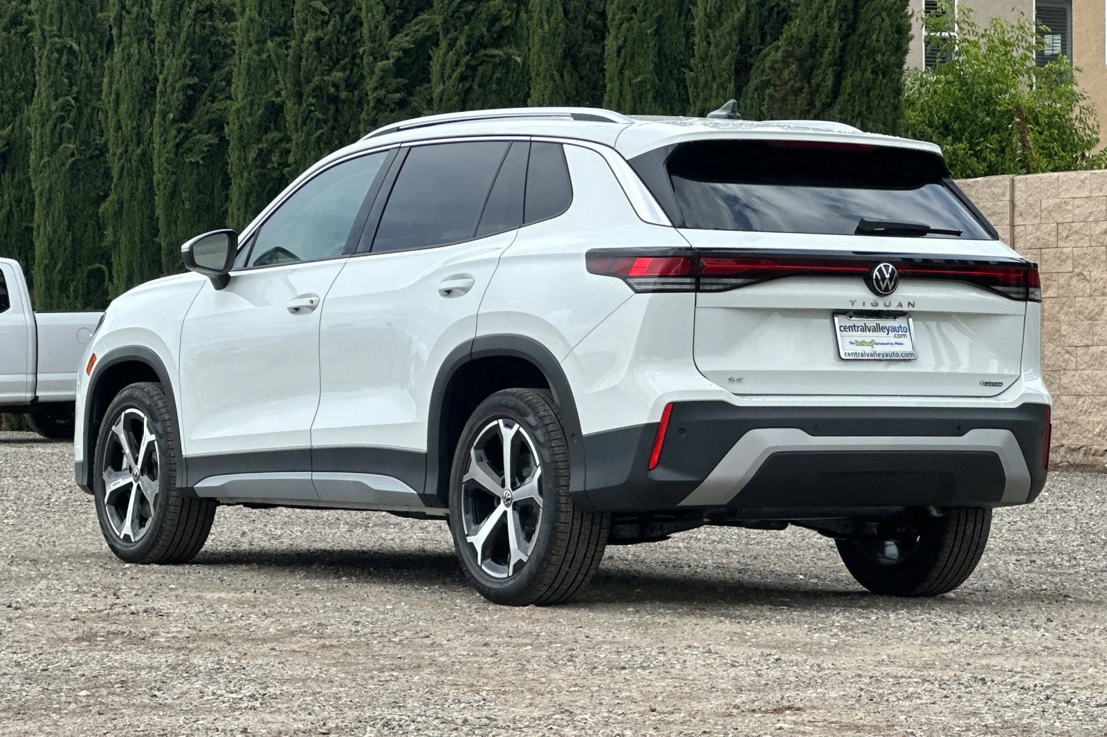 New 2026 Pure White Volkswagen SE image 6