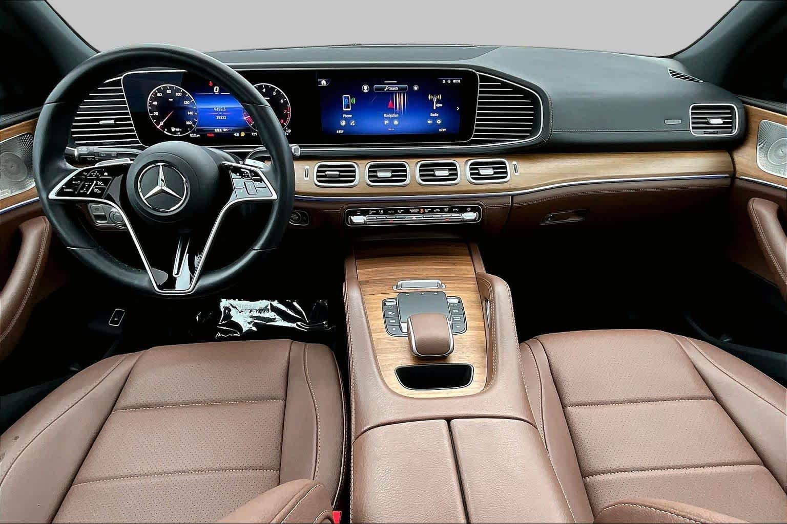 Used 2024 MANUFAKTUR Moonlight White Metallic Mercedes-Benz GLE 350 image 14