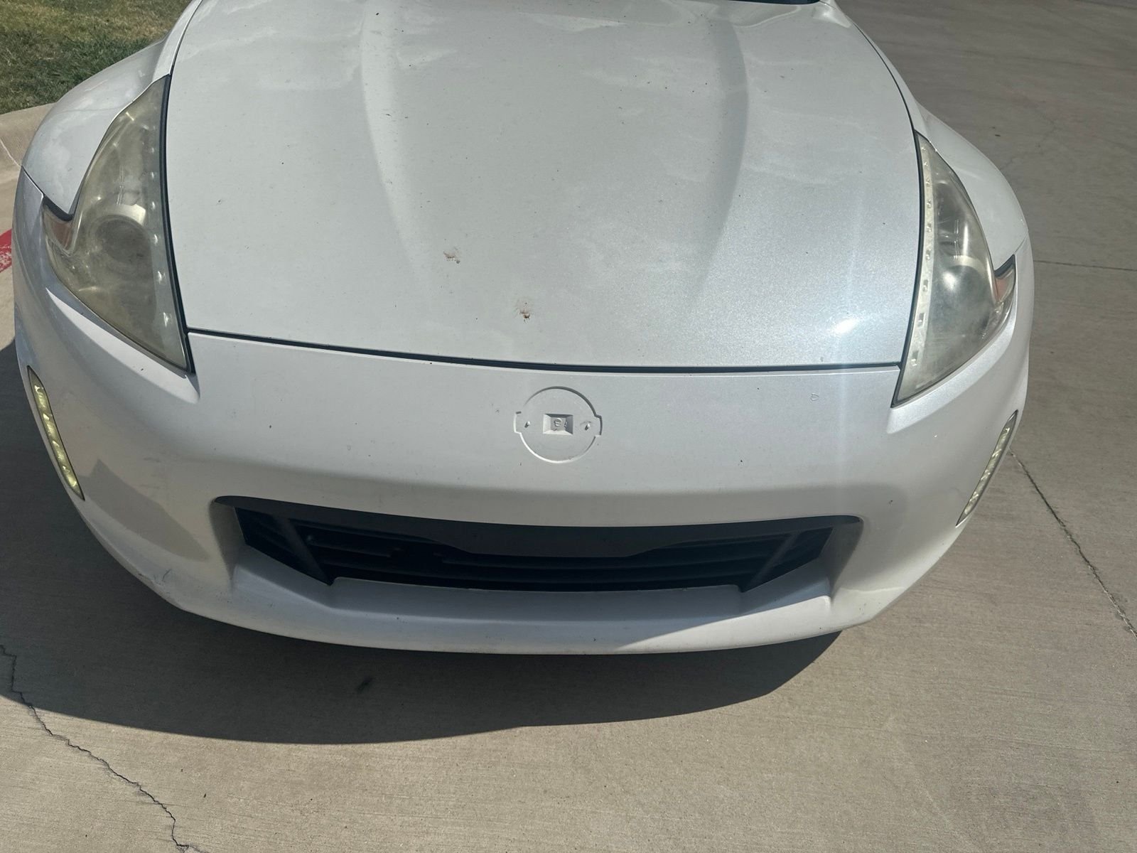 Used 2017 Pearl White Nissan Base image 10