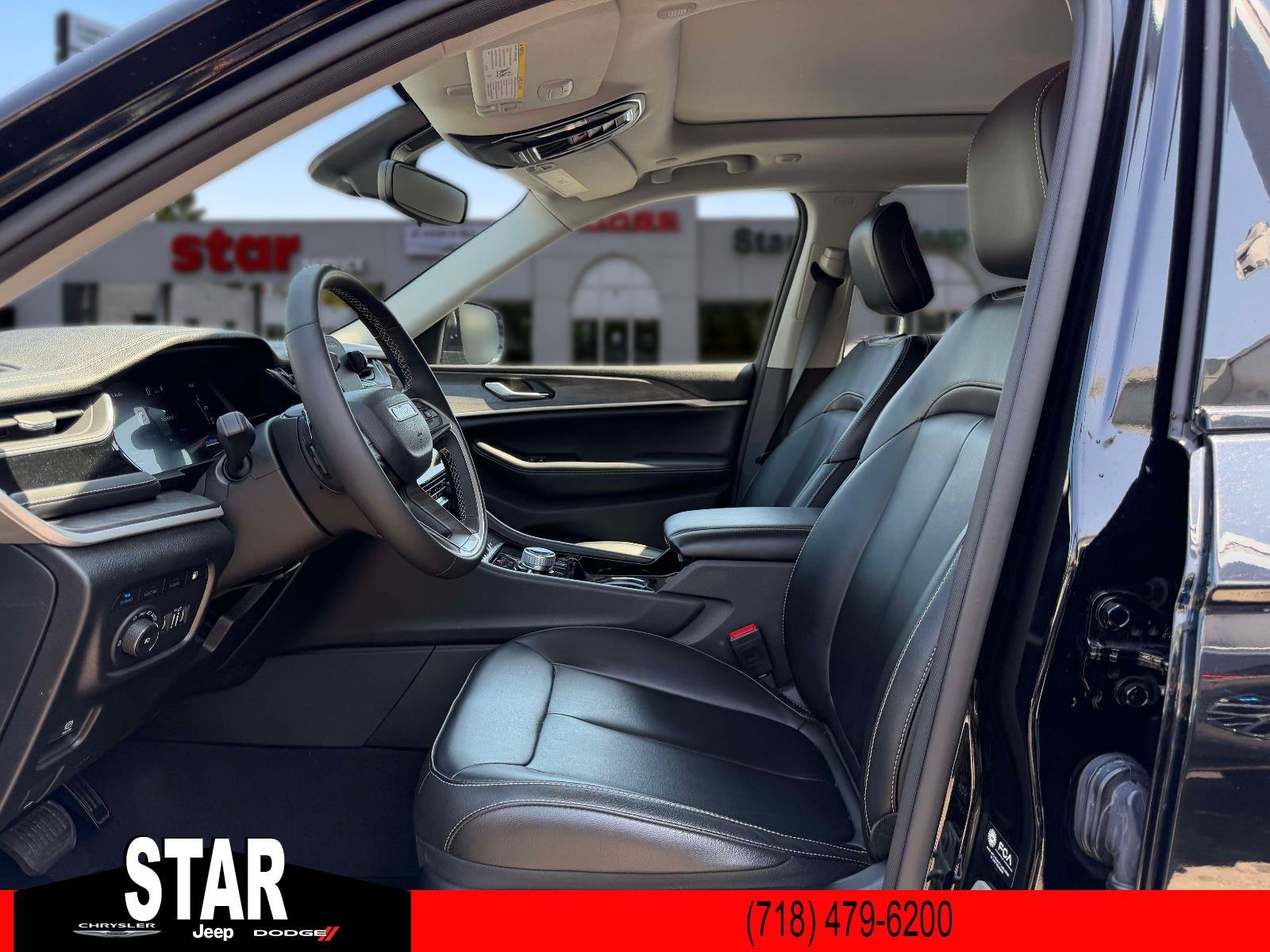 Used 2023 Diamond Black Crystal Pearlcoat Jeep 4xe image 18