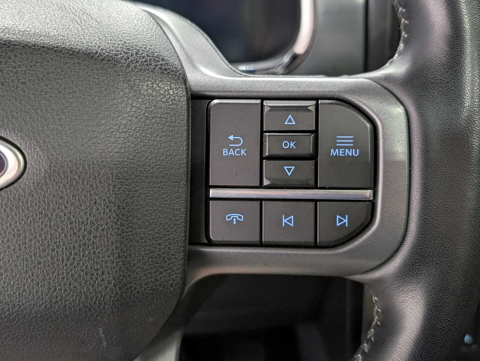 Used 2022 Agate Black Ford LARIAT image 40