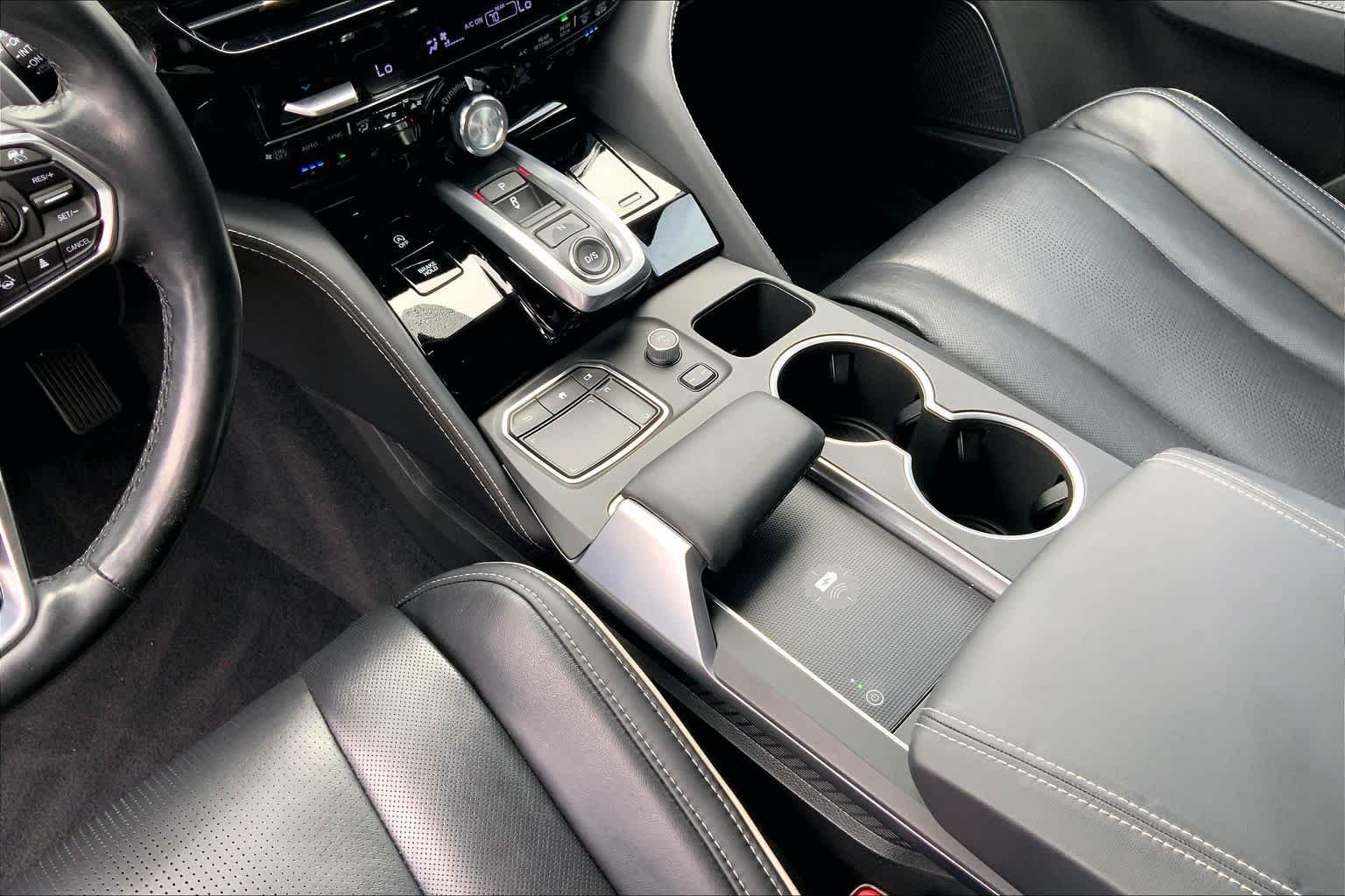 Used 2023 Liquid Carbon Metallic Acura w/Advance Package image 16