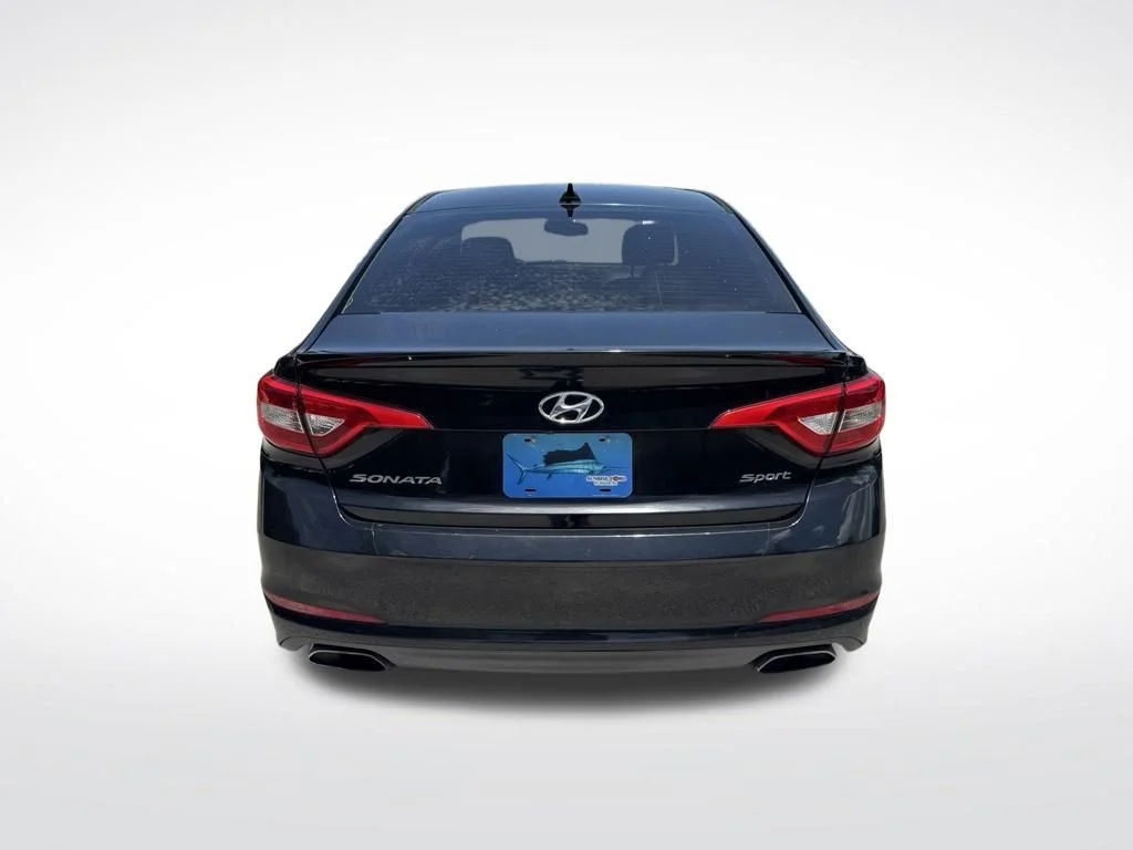 Used 2017 Phantom Black Hyundai Sport image 7