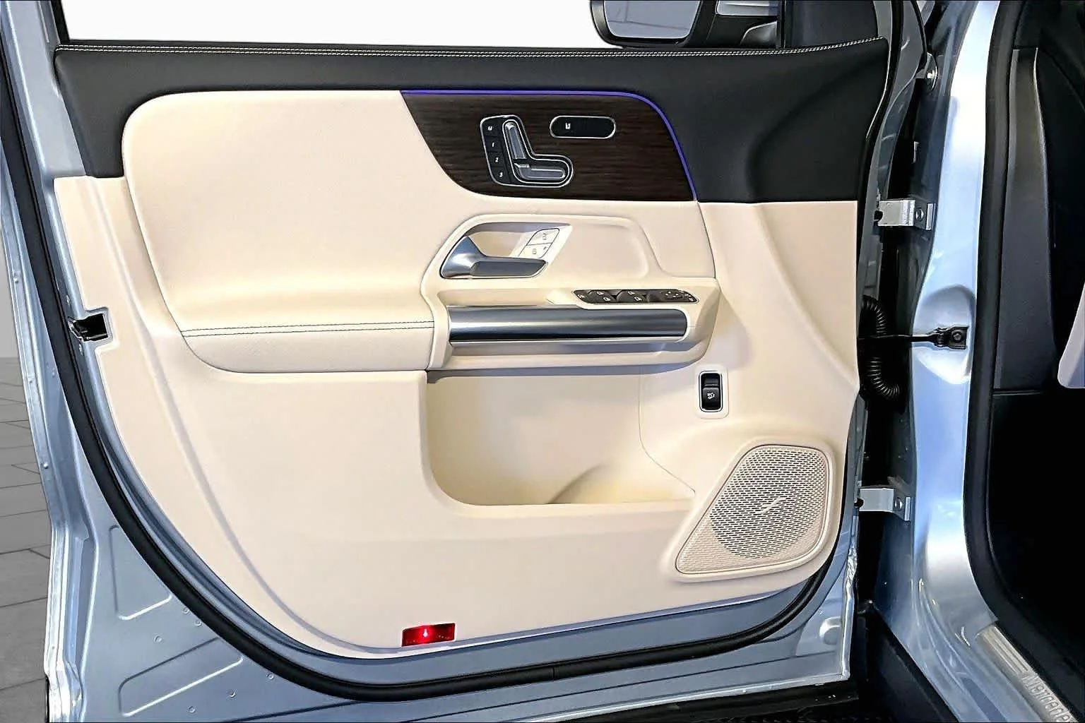New 2026 Cirrus Silver Metallic Mercedes-Benz GLA 250 image 11