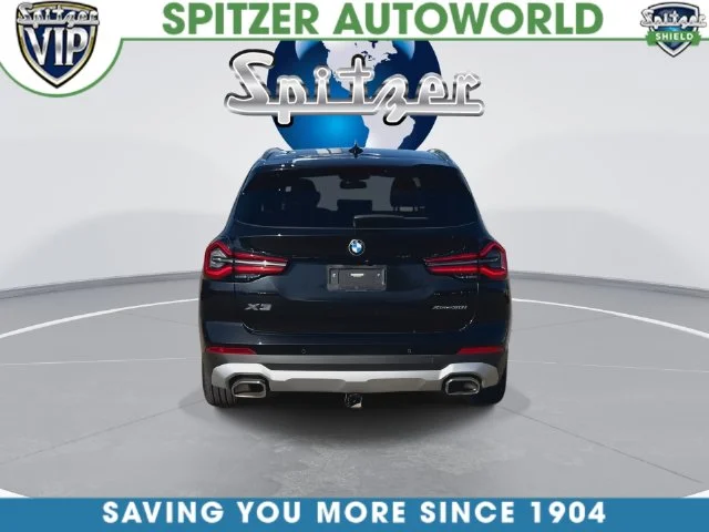 Used 2022 Black BMW xDrive30i image 8