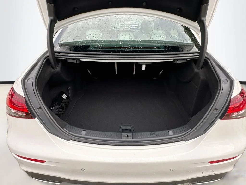 Used 2022 White Mercedes-Benz E 350 image 28