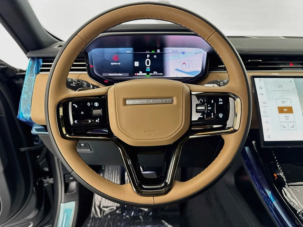 New 2026 Carpathian Grey Land Rover Dynamic SE image 11