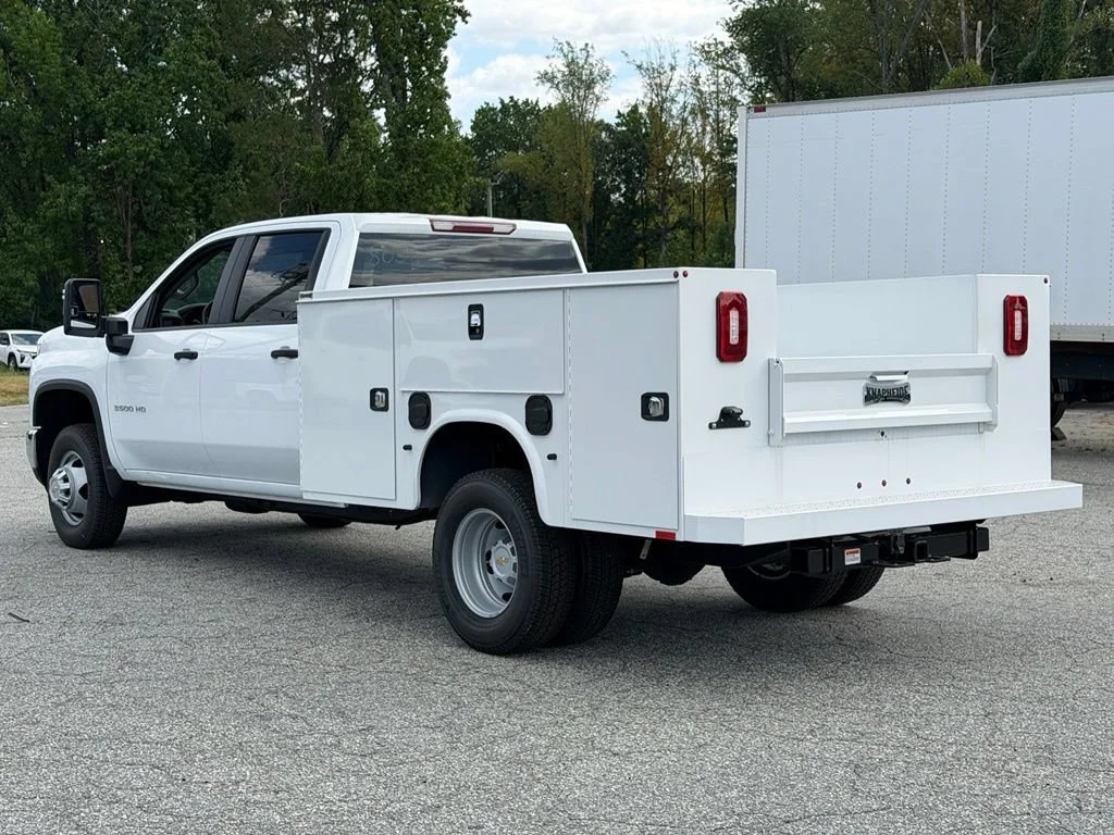 New 2026 Summit White Chevrolet Work Truck image 6