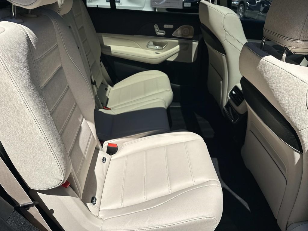 Certified Used 2026 Black Mercedes-Benz GLS 450 image 13