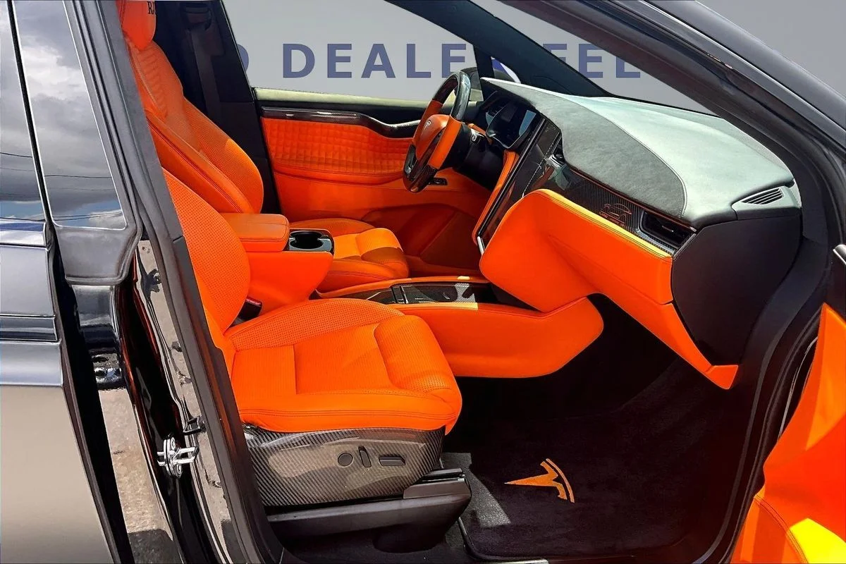 Used 2020  Tesla Performance Dual Motor All-Wheel Drive image 30