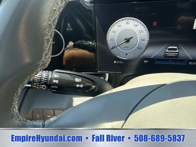 Used 2023  Hyundai SEL image 29