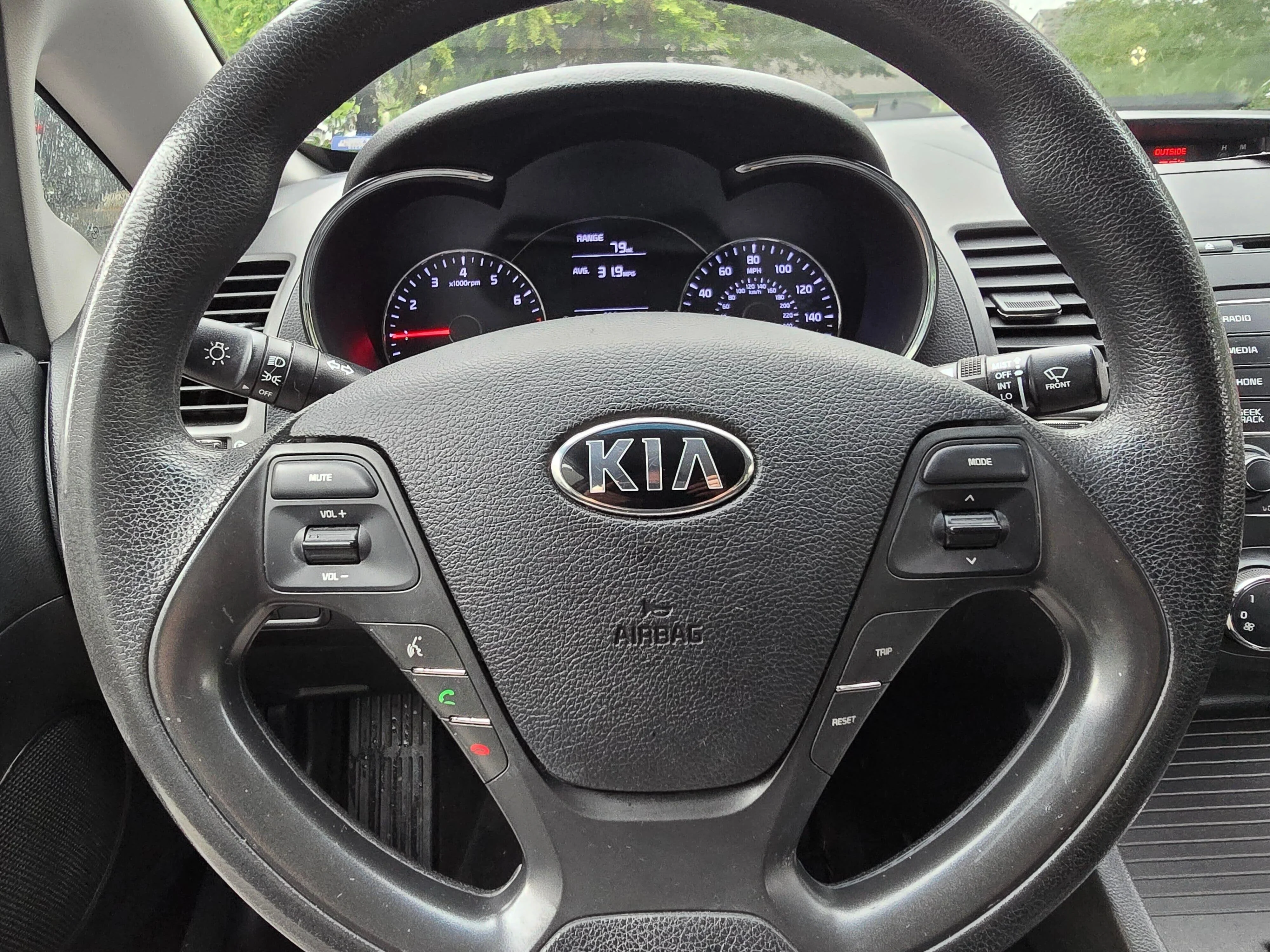 Used 2016 Crimson Red Metallic Kia LX image 14